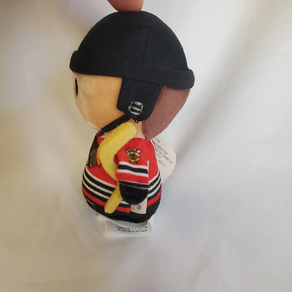 Hallmark Itty Bittys NHL‎ Chicago Blackhawks Special Edition 4IN Plush Figure